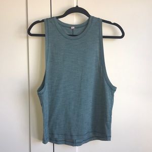 Lululemon athletic top